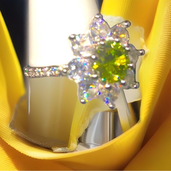 Natural Peridot & Sapphire Floral Sterling Silver Ring - Picture 4 of 12